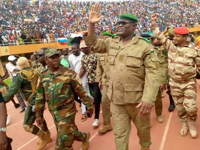 FG Reacts to Worsening Political-worldfrontng.com