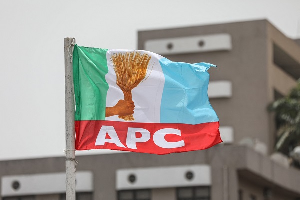 apc-worldfrontng.com