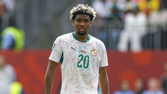 Aston Villa Sign Senegal Winger Mbaye-worldfrontng.com